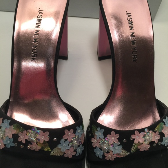 Jasmin New York Size 6 M High Heel Shoe Womens - Picture 4 of 7